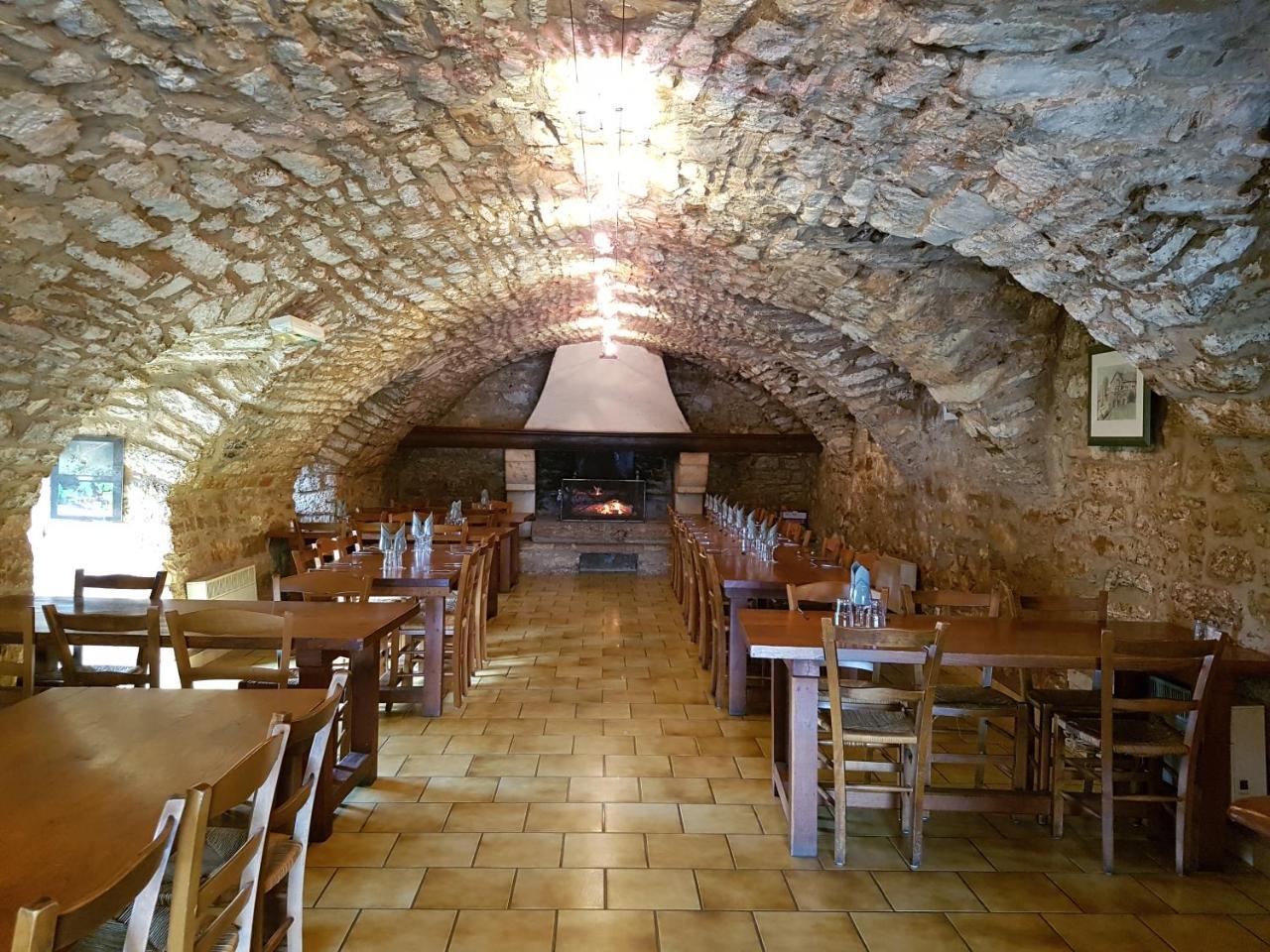 Auberge Du Chanet Hures-la-Parade エクステリア 写真